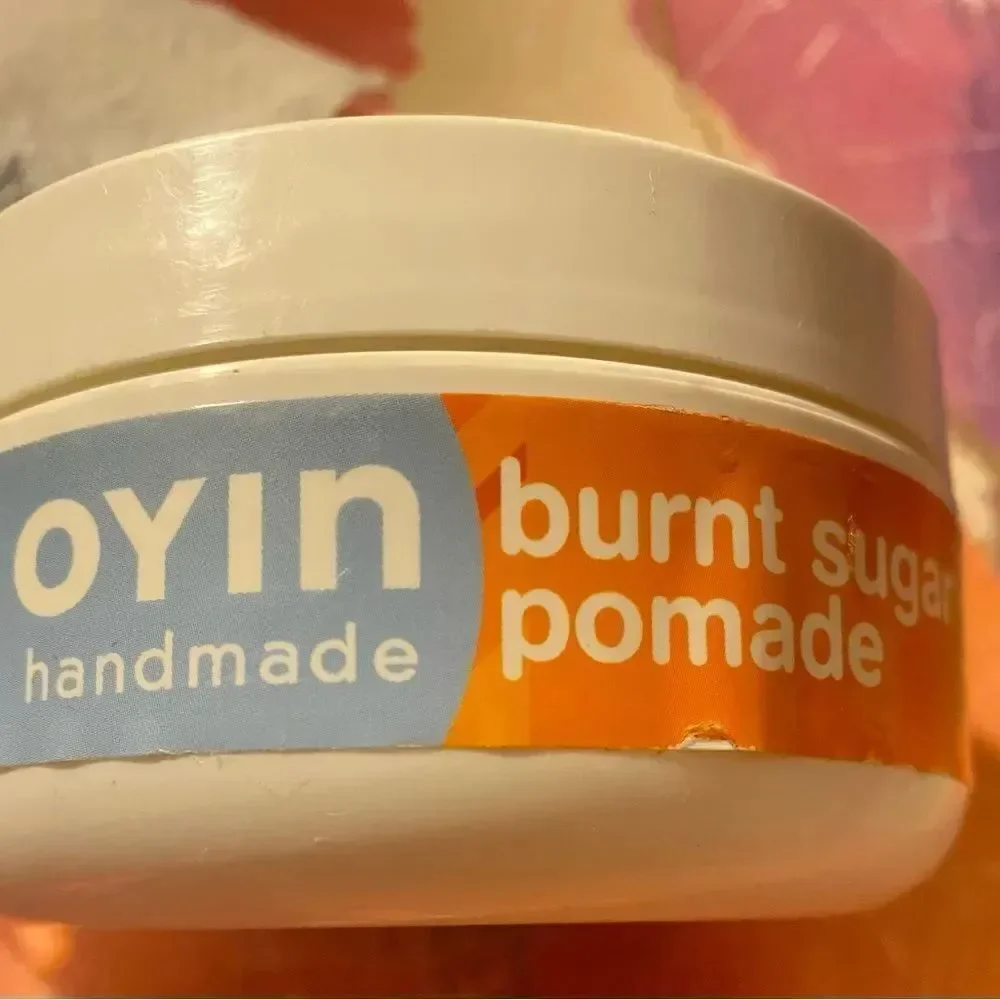 🛍️Oyin Handmade Burnt Sugar All-Veggie Pomade, 4 Oz